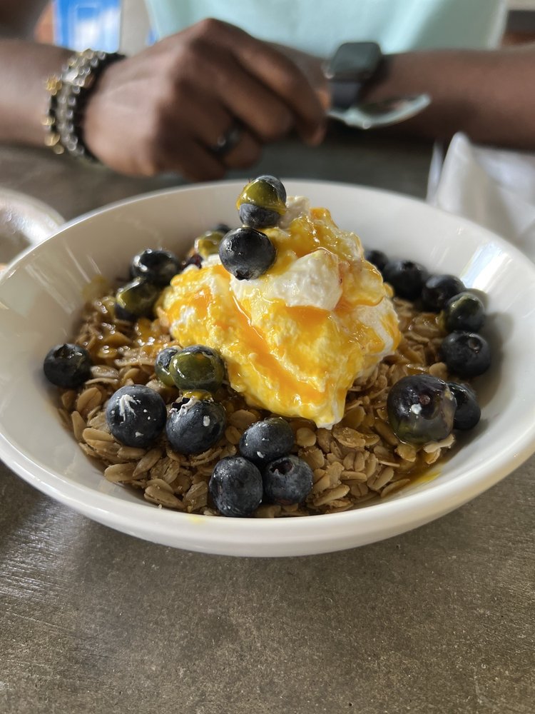 PLATES NEIGHBORHOOD KITCHEN 548 Photos & 392 Reviews 301 Glenwood