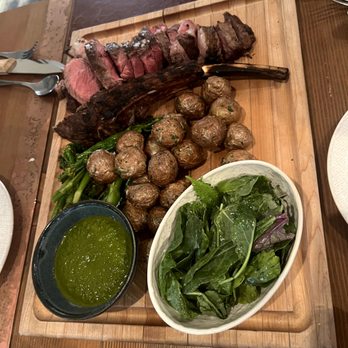 The Bison Restaurant - tomahawk - Canadian (New) Near Me - Banff, Alberta The Bison Restaurant - tomahawk - Canadian (New) Near Me - Banff, Alberta