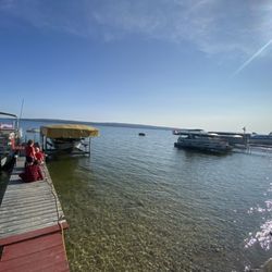 West Wind Cottages - Lake