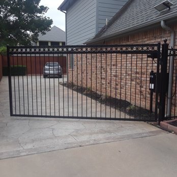 Reliant Overhead - Automated Gates - Garage Door Services Near Me - Lewisville, Texas Reliant Overhead - Automated Gates - Garage Door Services Near Me - Lewisville, Texas