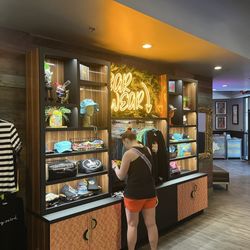 The Spot Lv - Merchandise