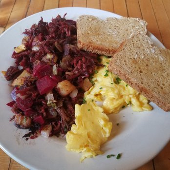 Gather - Red flannel hash with scrambled eggs, gluten-free toast - New American Near Me - Yarmouth, Maine