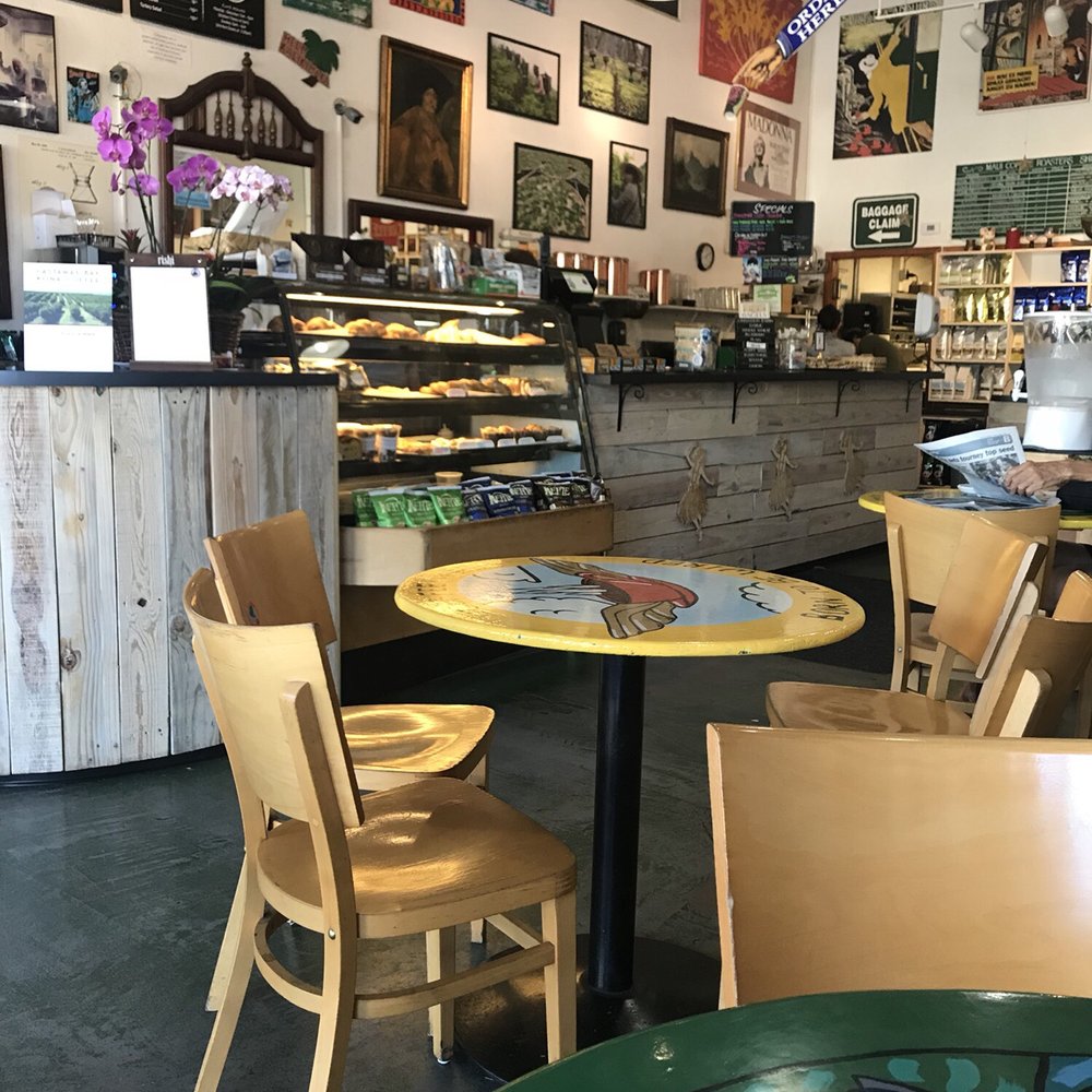 Maui Coffee Roasters - Coffee Roasteries Near Me - Kahului, Hawaii