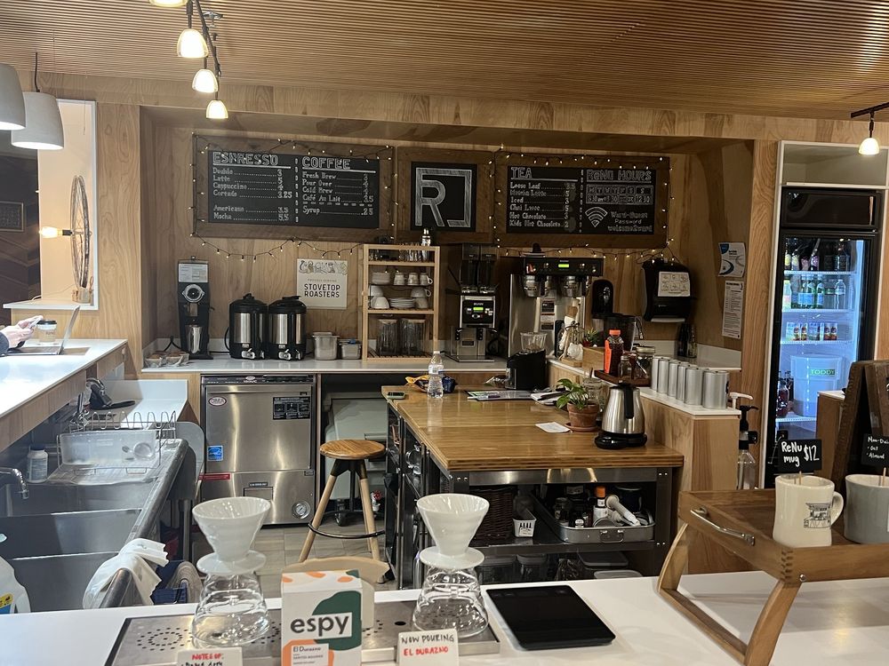 RēNū Coffee Logo