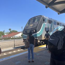 Perris - Downtown Metrolink Station - Downtown Perris train station