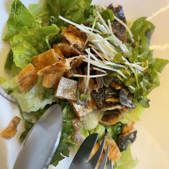 Rinka - Salmon skin salad - Japanese Near Me - Honolulu, Hawaii Rinka - Salmon skin salad - Japanese Near Me - Honolulu, Hawaii