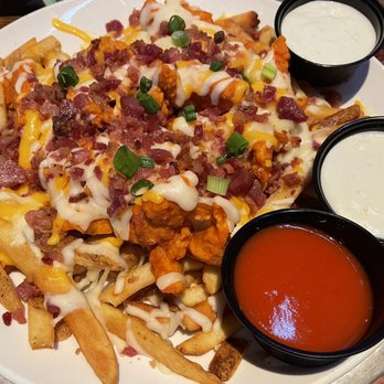 Miller's Ale House - Zingers Mountain Melt - Hot - Sports Bars Near Me - Jacksonville, Florida