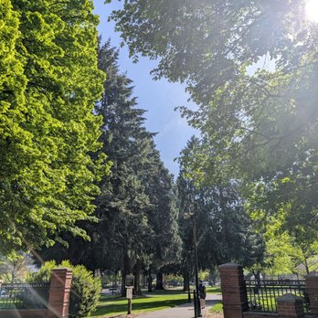 Esther Short Park - Parks Near Me - Vancouver, Washington