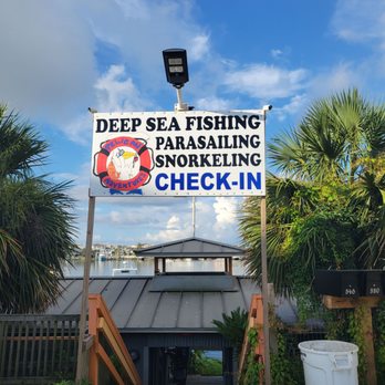 Pelican Adventures - Snorkeling Tour - Fishing Near Me - Destin, Florida Pelican Adventures - Snorkeling Tour - Fishing Near Me - Destin, Florida