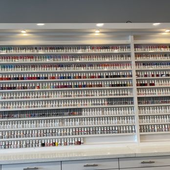 Stella Nail Lounge - Nail Salons Near Me - Seattle, Washington