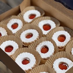 Paola's Desserts - Jelly cookies