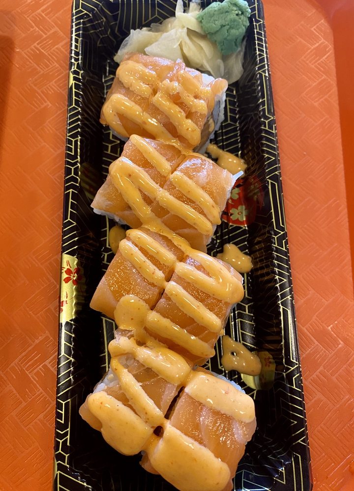 Yomi Japanese Hibachi & Sushi, Virginia Beach Roadtrippers