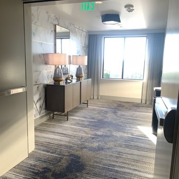 Residence Inn by Marriott Bozeman Downtown - Elevator area - Hotels Near Me - Bozeman, Montana Residence Inn by Marriott Bozeman Downtown - Elevator area - Hotels Near Me - Bozeman, Montana