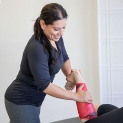 Therapeutic Solutions by Stephanie - Using RockFloss to release tension