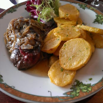 Le Templier - Pièce du boucher à l'échalote, patates sautées à l'ail, un peu gras tout ça ! - French Near Me - Paris, 75