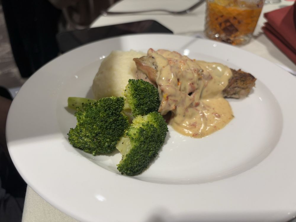 The Dinner Detective Logo