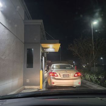 McDonald's - Early morning drive through - Fast Food Near Me - Richmond, California