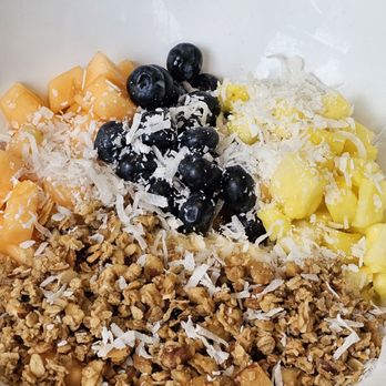 Butler's Pantry - Acai bowl - Breakfast & Brunch Near Me - Stowe, Vermont Butler's Pantry - Acai bowl - Breakfast & Brunch Near Me - Stowe, Vermont