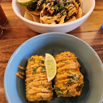 El Kapitan - Mole nachos and elote! - Food Trucks Near Me - Rochester, New York El Kapitan - Mole nachos and elote! - Food Trucks Near Me - Rochester, New York