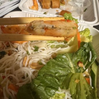 Yen Cafe & Sandwich - Dirty shrimp AFTER I cleaned it out with a chopstick... the slit was already there - Vietnamese Near Me - Honolulu, Hawaii Yen Cafe & Sandwich - Dirty shrimp AFTER I cleaned it out with a chopstick... the slit was already there - Vietnamese Near Me - Honolulu, Hawaii