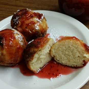 Red Viking Restaurant - Pretty and fluffy inside, but dried tasting as heck! Not impressed. - Breakfast & Brunch Near Me - Solvang, California