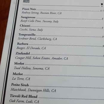 Paesanos - Zin or Red Blend? - Italian Near Me - Davis, California