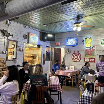 Gus's World Famous Fried Chicken - Southern Near Me - Memphis, Tennessee Gus's World Famous Fried Chicken - Southern Near Me - Memphis, Tennessee