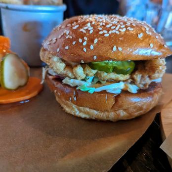 Upper West - Crispy chicken sandwich - New American Near Me - Santa Monica, California