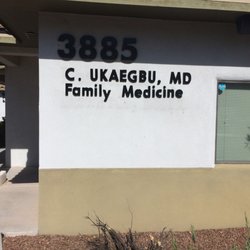 Major Consult Clinic - Road side view