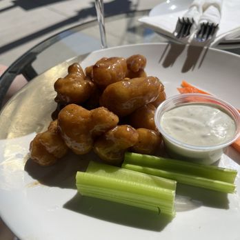Newark Brewing - Honey Garlic Cauliflower Wings - Brewpubs Near Me - Beamsville, Ontario Newark Brewing - Honey Garlic Cauliflower Wings - Brewpubs Near Me - Beamsville, Ontario