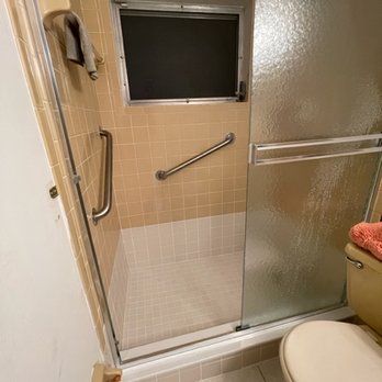 Countryside Italian Tile - shower, toilet, and sink - Flooring Near Me - Clearwater, Florida Countryside Italian Tile - shower, toilet, and sink - Flooring Near Me - Clearwater, Florida