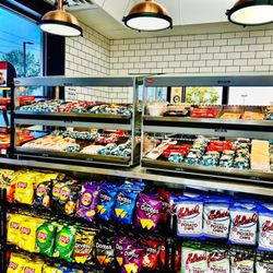 Lite Star Oil Marathon - Grab and Go hot food!