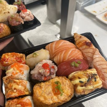FOB Sushi Bar - Large plate - Sushi Bars Near Me - Seattle, Washington
