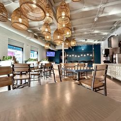 Bare Naked Kitchen - Beautiful indoor space