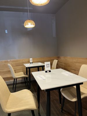 Taku Sushi & Bar by null