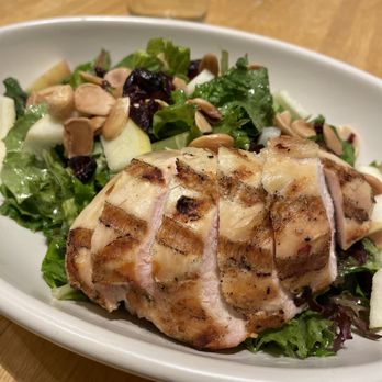 True Food Kitchen - Chopped Salad With Grilled Chicken - New American Near Me - Chicago, Illinois True Food Kitchen - Chopped Salad With Grilled Chicken - New American Near Me - Chicago, Illinois