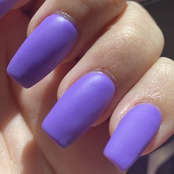 Hollywood Nails - Nail Salons Near Me - Reno, Nevada