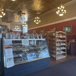 Hearthstone Restaurant Bakery
