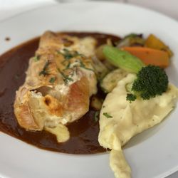 Hacienda los Laureles - Pollo relleno de queso de cabra