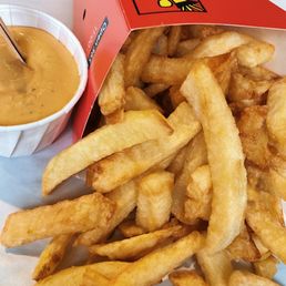 Small fries with sauce Small fries with sauce
