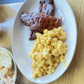 Wood Ranch Thousand Oaks - Tri Tip 4z Lauren's Fav Mac & Cheese - American Near Me - Thousand Oaks, California Wood Ranch Thousand Oaks - Tri Tip 4z Lauren's Fav Mac & Cheese - American Near Me - Thousand Oaks, California