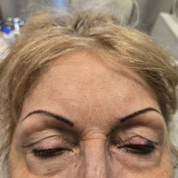 Permanent Makeup By Lynda - Powder brows