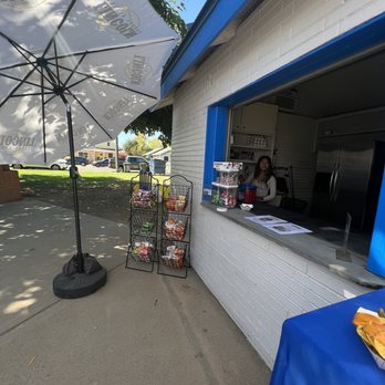McBean Park - Snack Shack - Parks Near Me - Lincoln, California