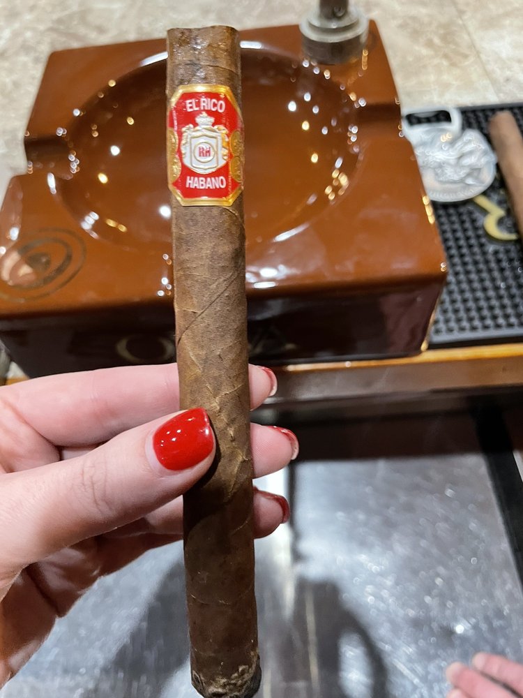 CUTTER’S CIGAR Updated October 2024 25 Photos & 25 Reviews 715 W