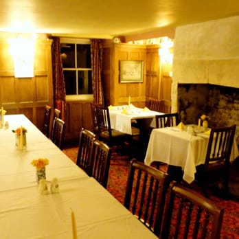 The Major's Retreat - Majors Retreat in Tormarton Dining Room - Pubs Near Me - Badminton, SGC The Major's Retreat - Majors Retreat in Tormarton Dining Room - Pubs Near Me - Badminton, SGC