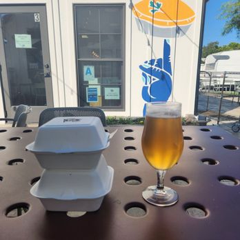 Pop Pie - Pot pie and caramel apple slice to go and sitting in the outdoor space- lovely way to spend an afternoon - Desserts Near Me - Carlsbad, California Pop Pie - Pot pie and caramel apple slice to go and sitting in the outdoor space- lovely way to spend an afternoon - Desserts Near Me - Carlsbad, California