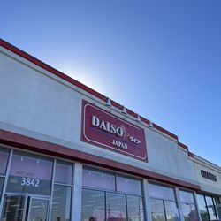 Daiso - First time at this Daiso!!