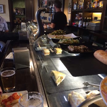 Itxas Bide - Barra de pinchos. - Tapas Bars Near Me - Getxo, BI