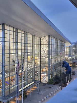 Peaks Lounge by null