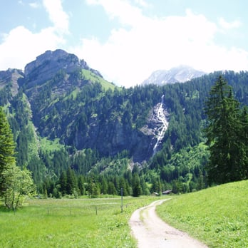 Lauenensee - Fondue Near Me - Saanen, BE